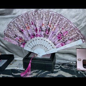 WALL FANS OR USE THEM